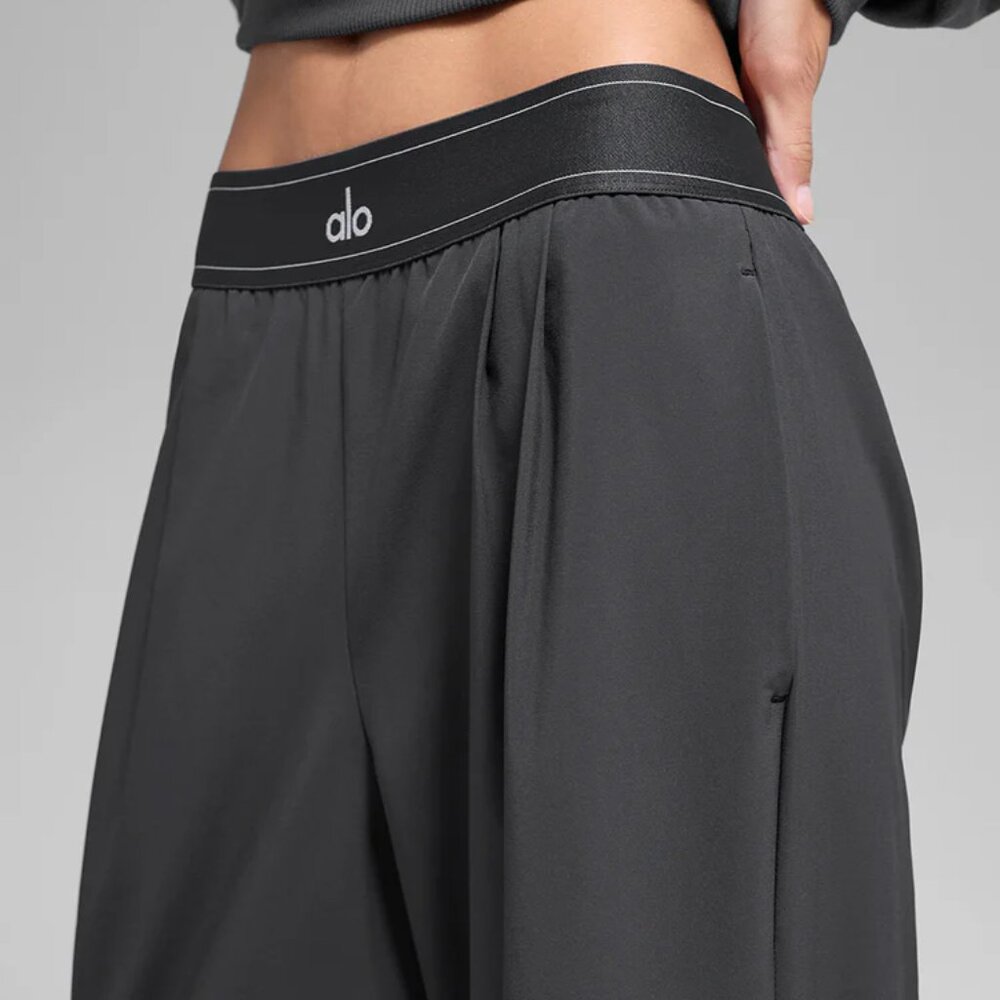 ALO Yoga Women's Black Suit Up Trouser (Regular)💖🎁 - Picture 9 of 9